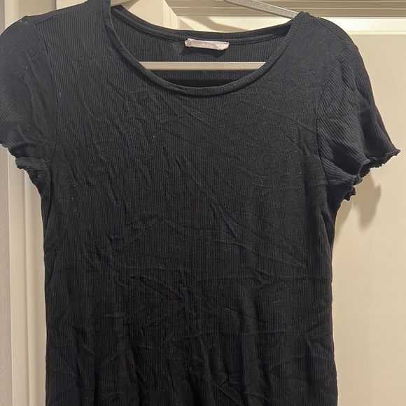 Elodie - Black ribbed mini dress - Ruffle bottom - Picture 1 of 2